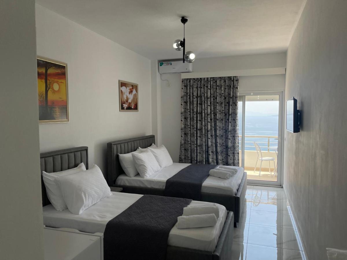 Villa Marsal Sarande Bagian luar foto