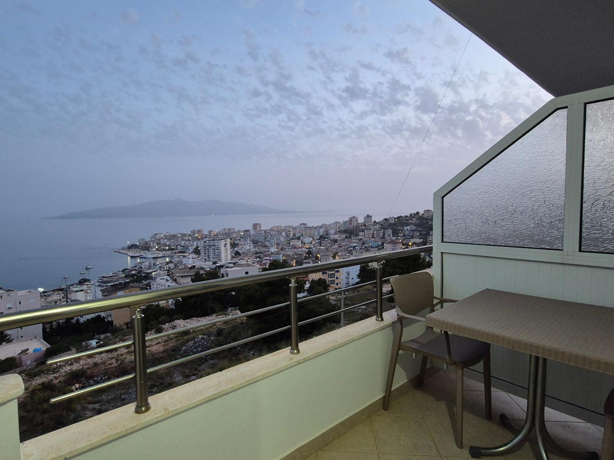 Villa Marsal Sarande Bagian luar foto