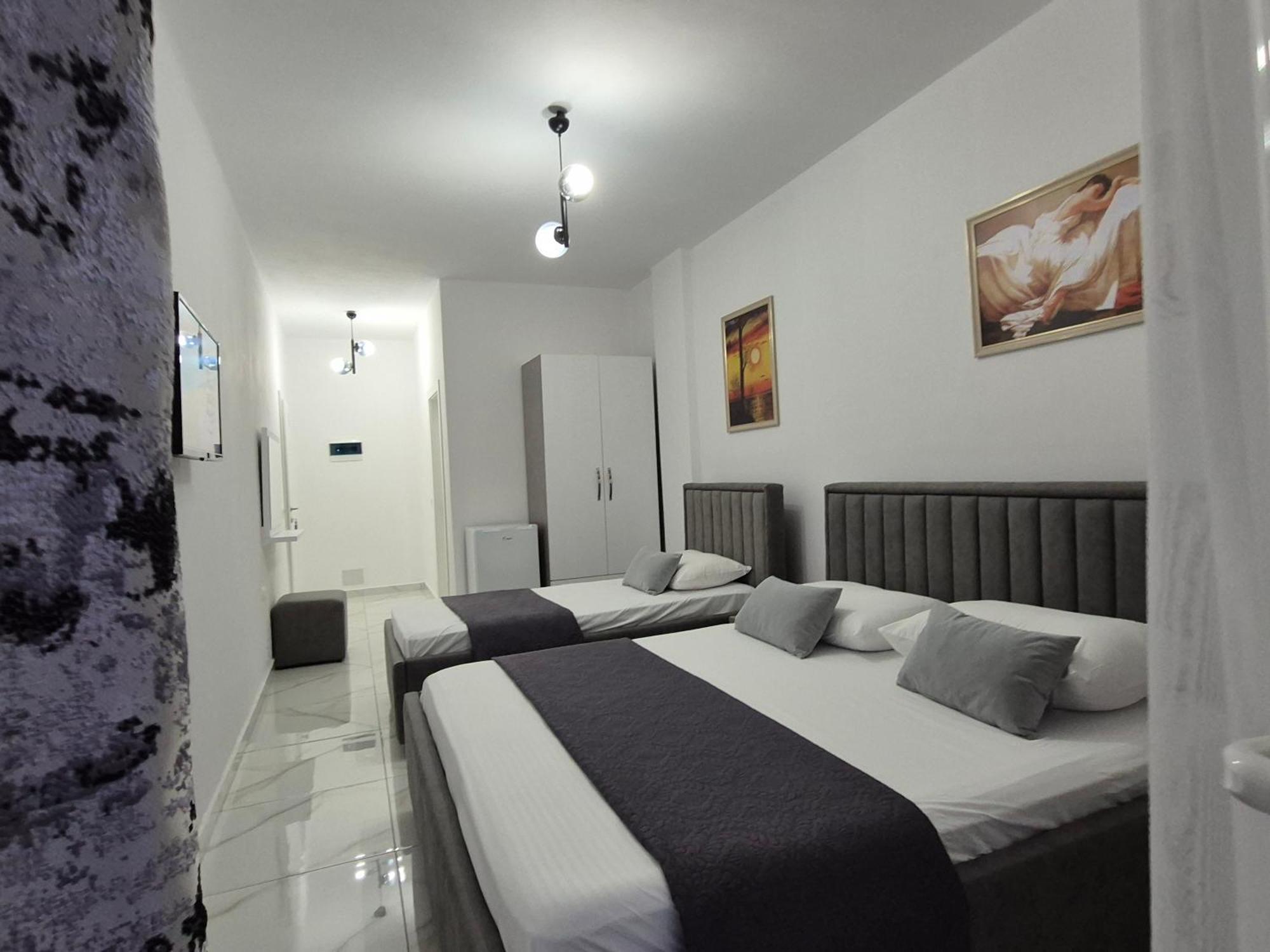 Villa Marsal Sarande Bagian luar foto