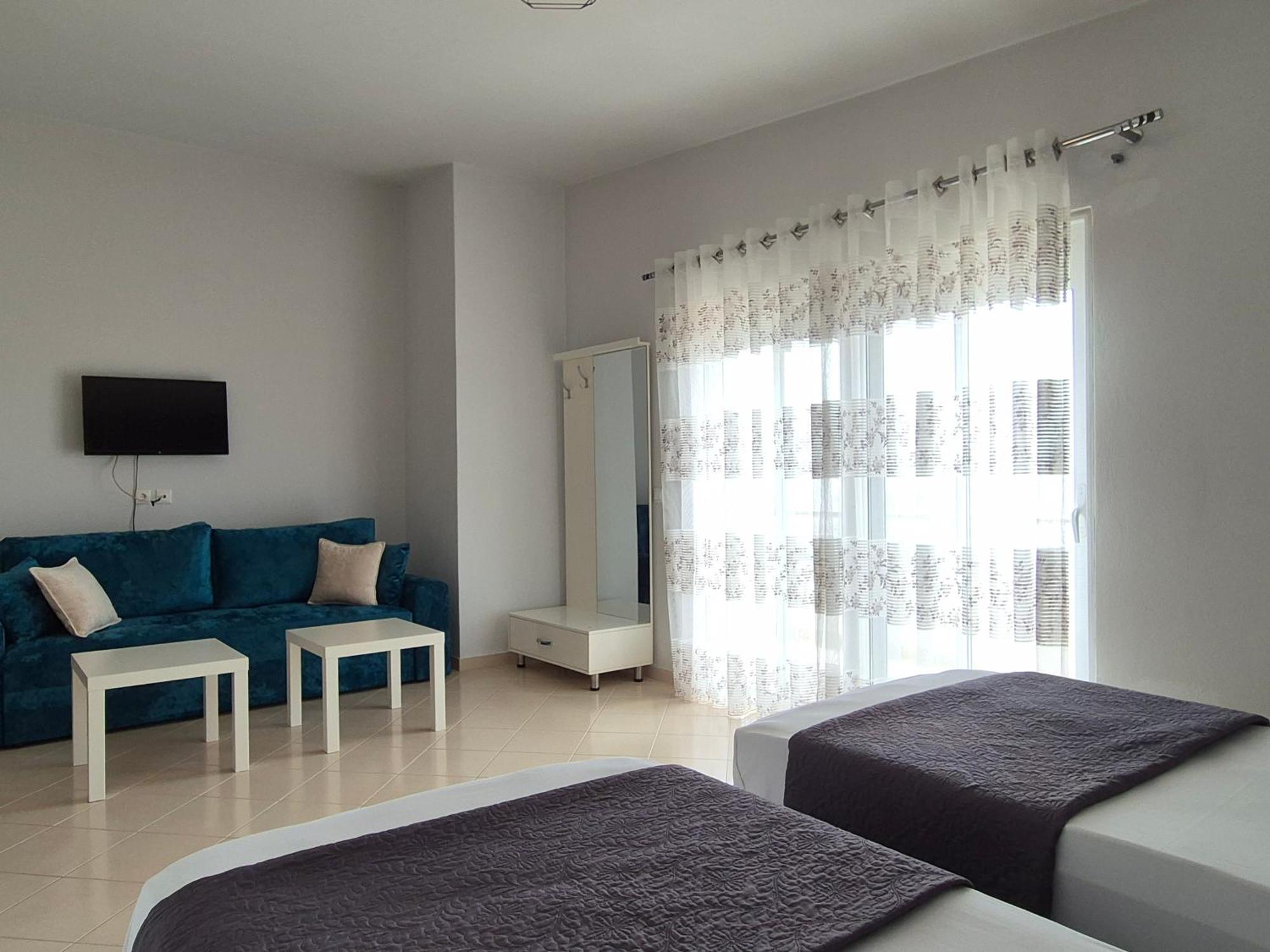 Villa Marsal Sarande Bagian luar foto