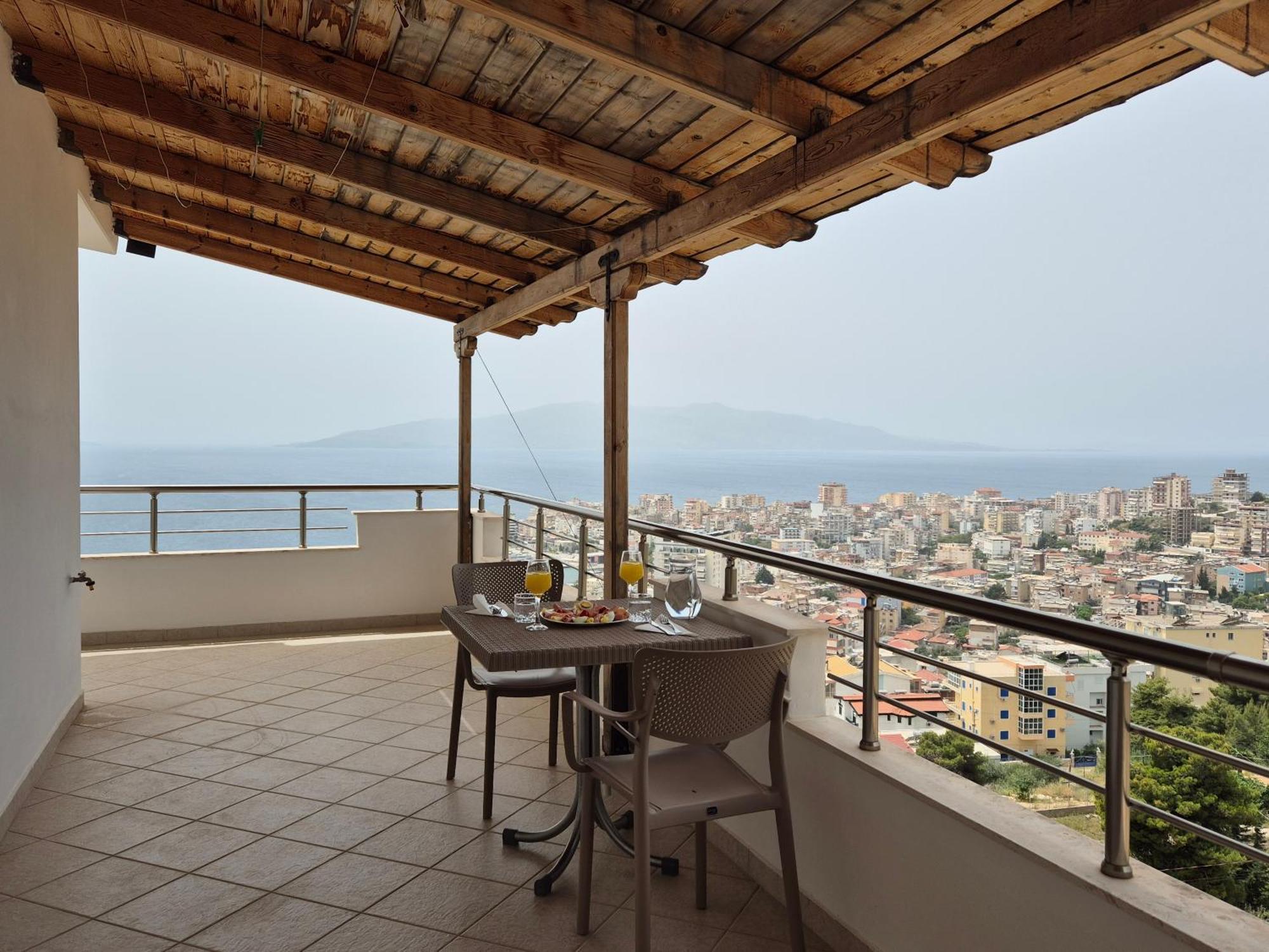 Villa Marsal Sarande Bagian luar foto
