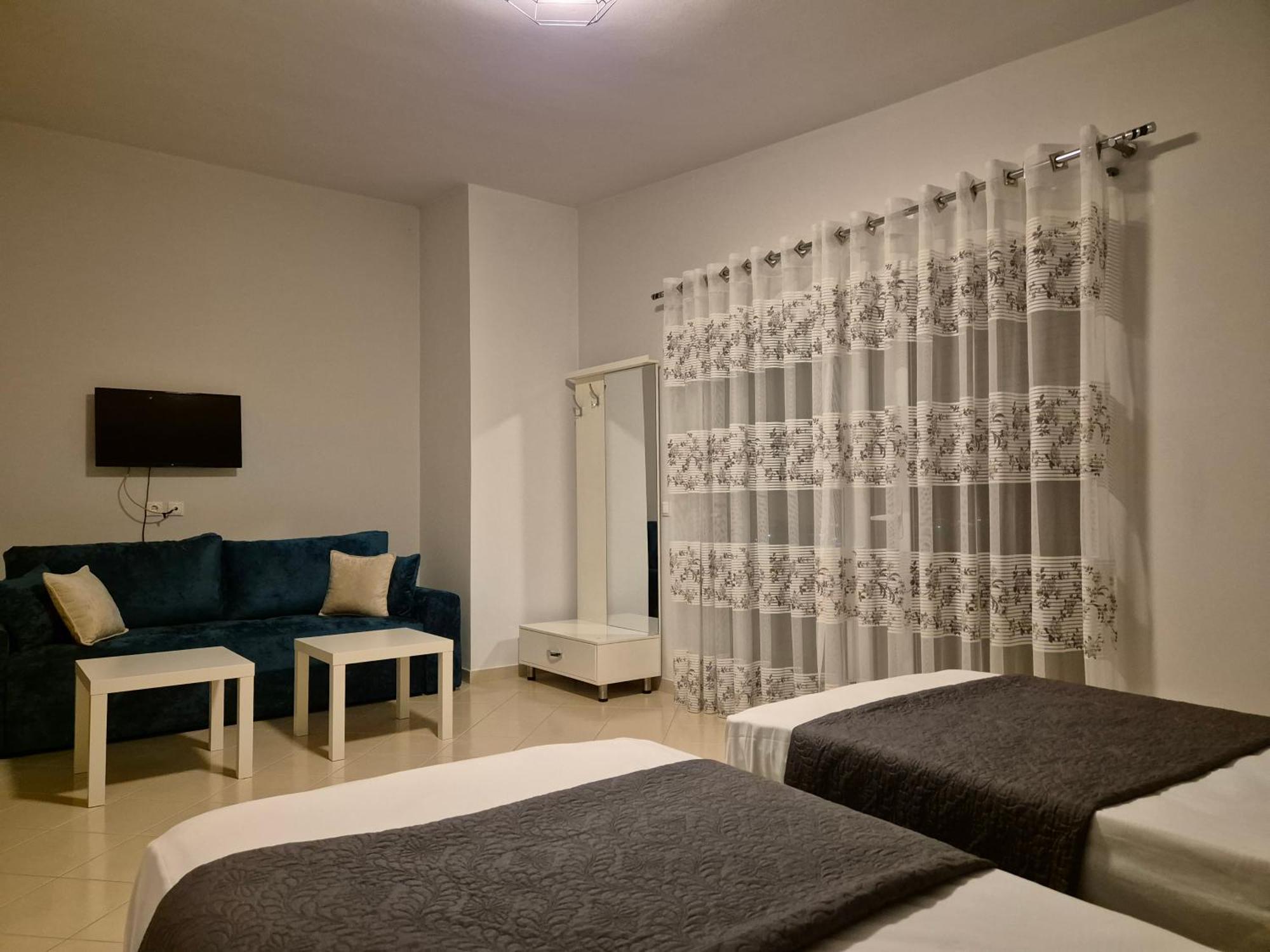 Villa Marsal Sarande Bagian luar foto
