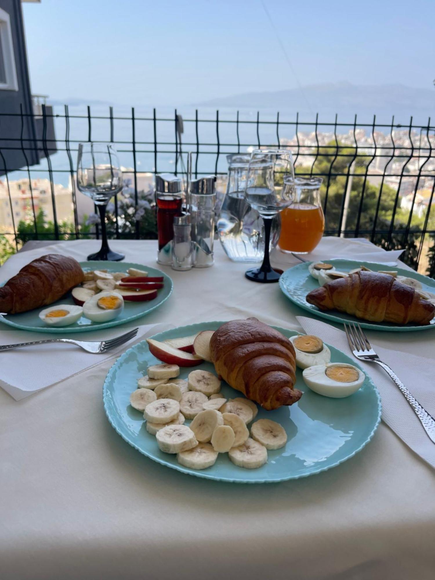 Villa Marsal Sarande Bagian luar foto