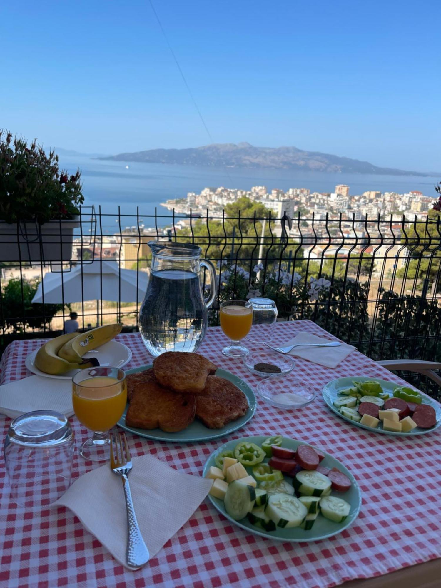 Villa Marsal Sarande Bagian luar foto