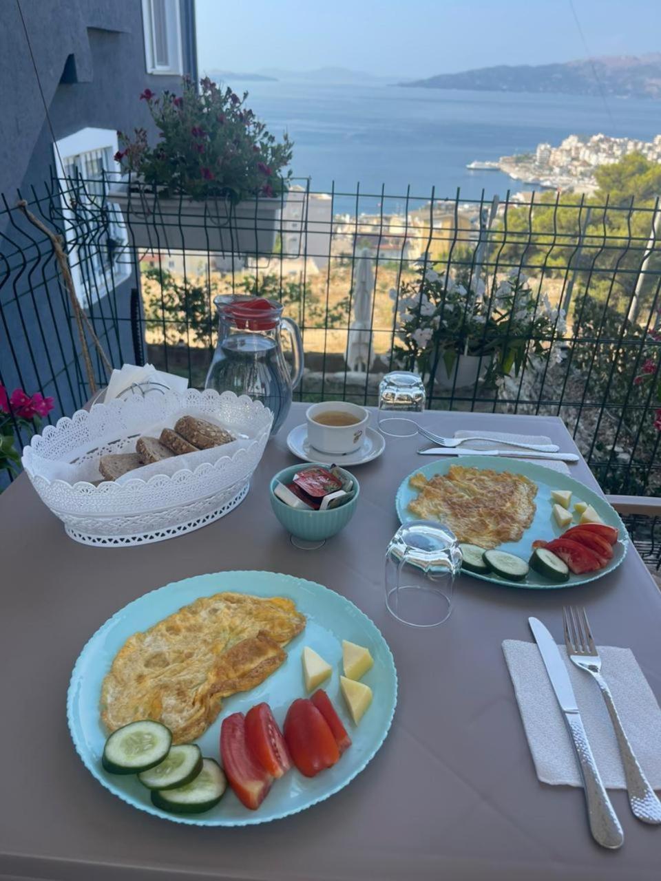 Villa Marsal Sarande Bagian luar foto